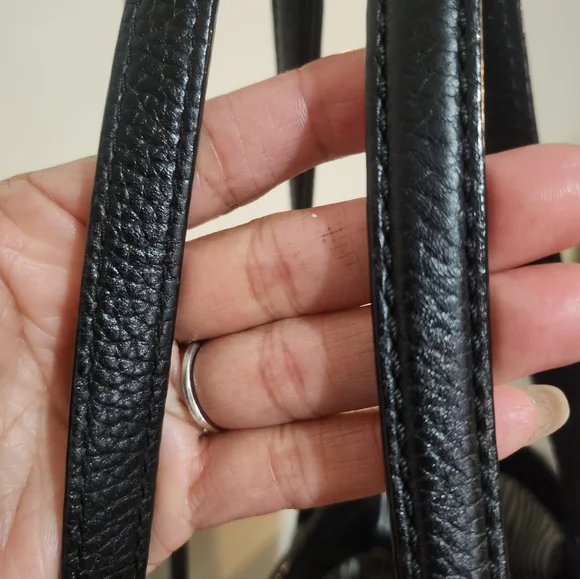 Kate Spade Black Pebble Leather Tote with Striped Bow GUC - Picture 15 of 16